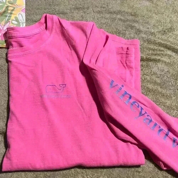 Vineyard Vines Tops - Ladies M vineyard vines L/S cotton shirt